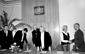 1 Lapa Liguma Parakstisana