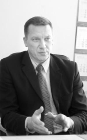 200903070018148041