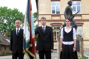 Karogs Stalbes Skolai Vrozenbergas Foto