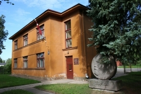 Muz Skola 0 0