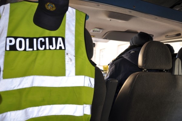 Policista Forma Reisized