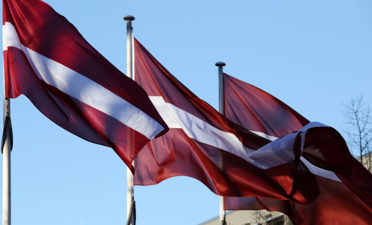 Latvijas Karogi