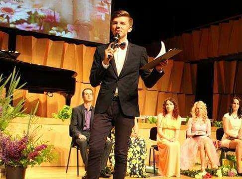 Toms Veiss Vadot Akcmv Izlaidumu 2