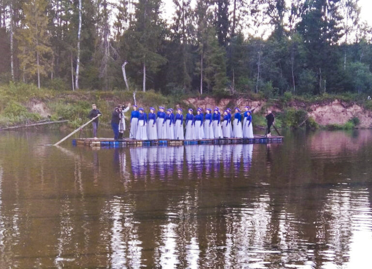 Kamer Uz Gaujas Mairitas Bilde 2 1