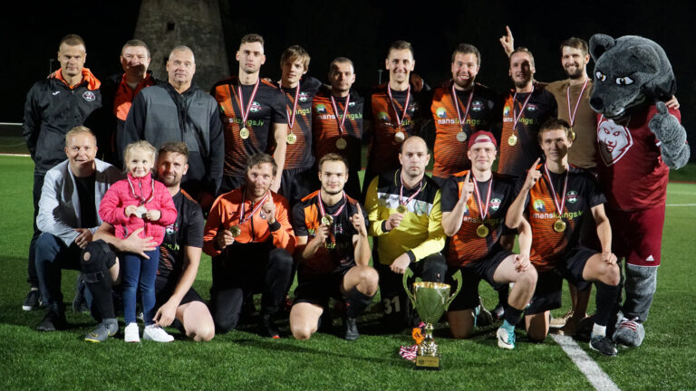 Futbols Cempioni 1