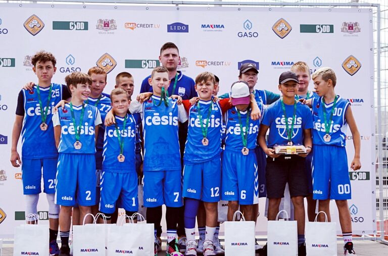Jaunie Basketbolisti 1
