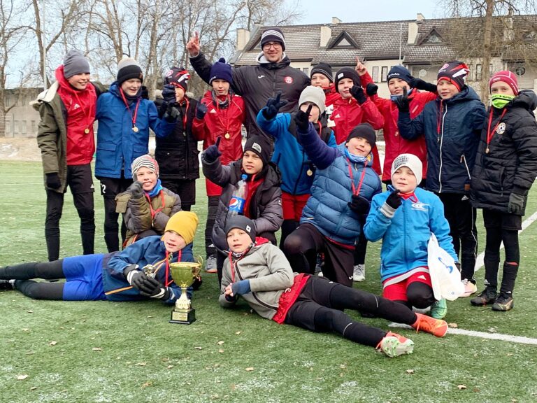 Jaunie Futbolisti 1