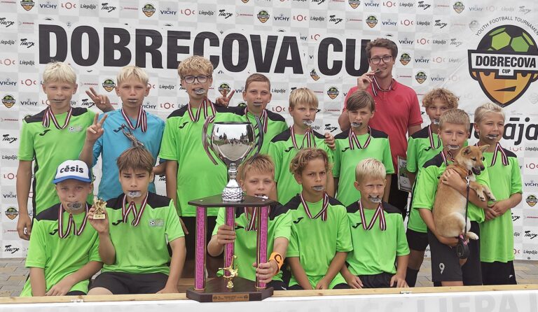 Futbolisti Liuepajaa1 1