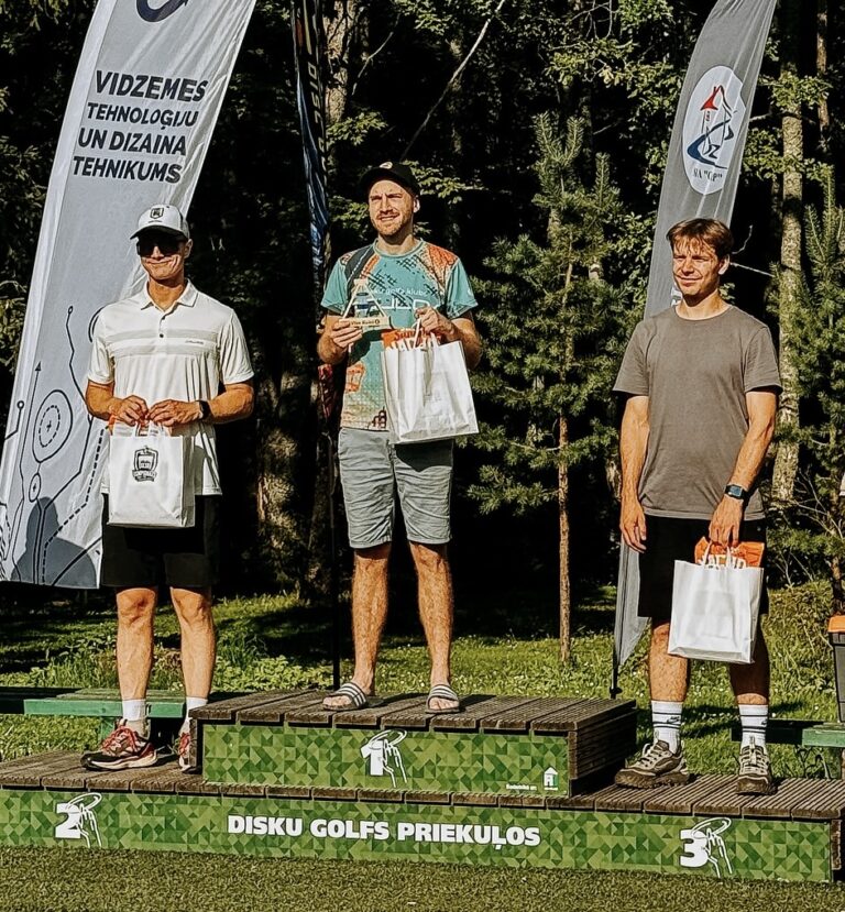Disku Golfs 1